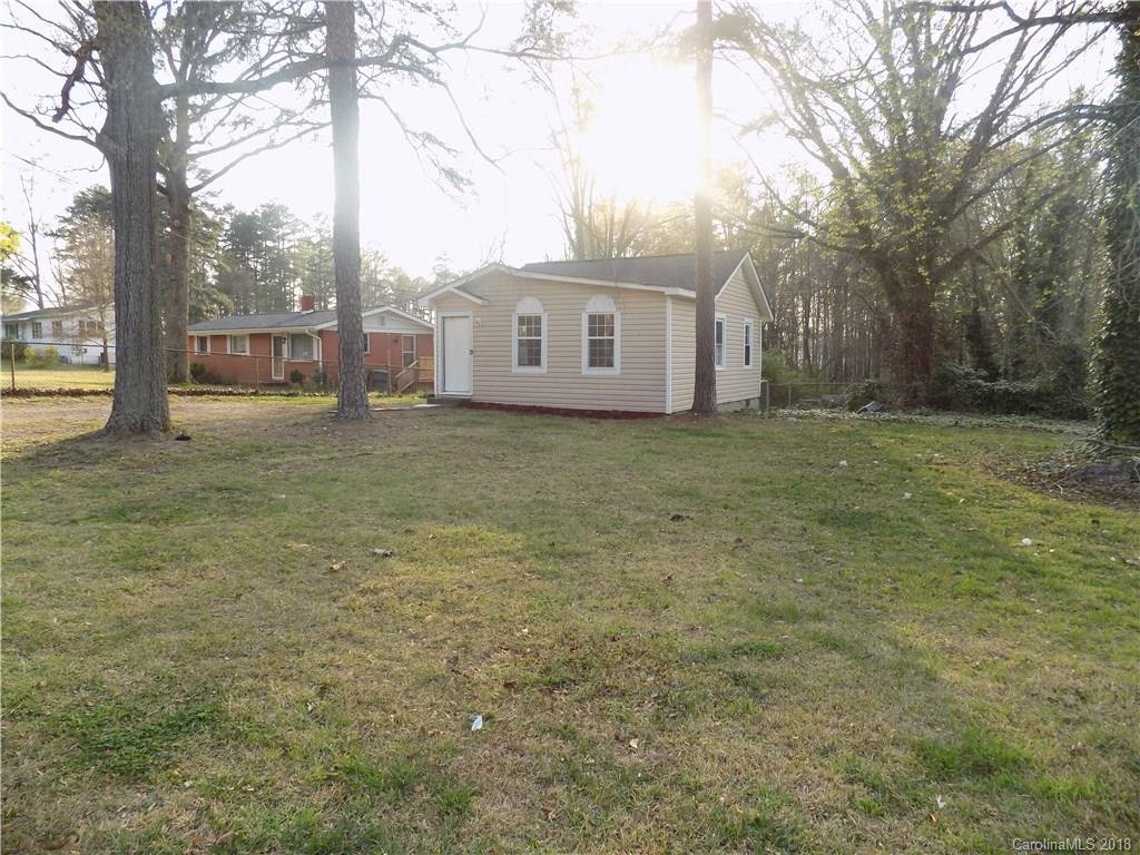 Property image 1 at 601 Morningside Road, Charlotte, NC 28214