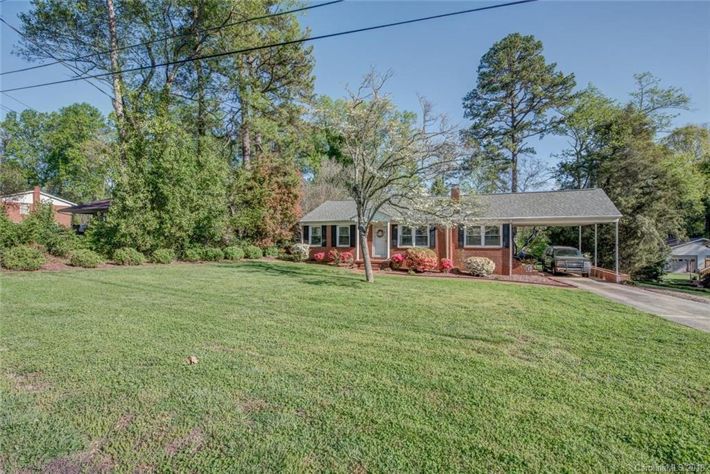 Property image 1 at 204 Peachtree Street, Belmont, NC 28012