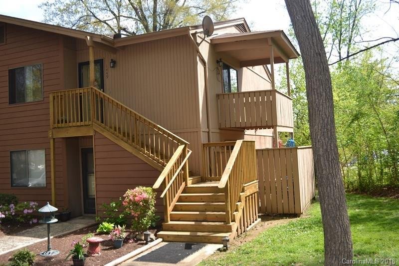 1449 Riverwood Court