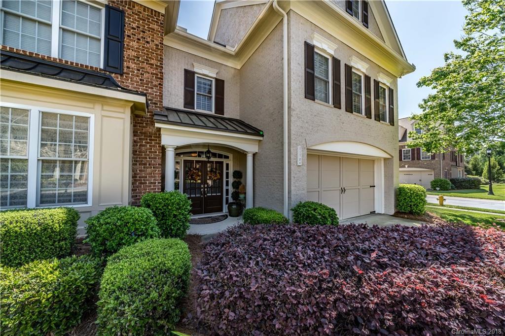 11704 Easthampton Circle