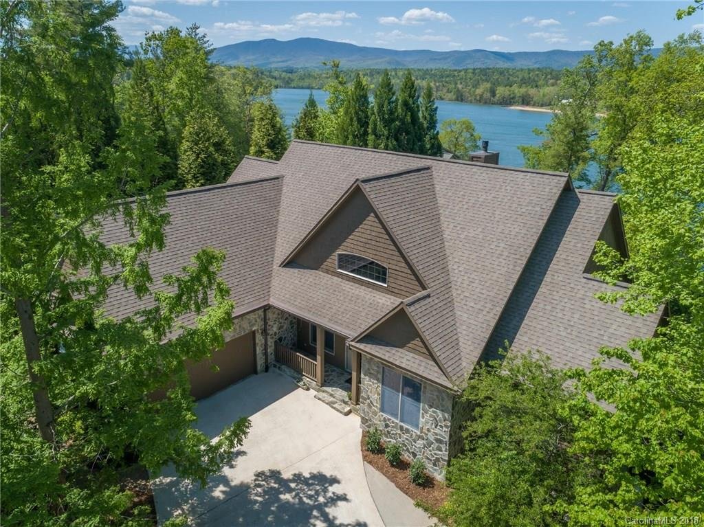 2218 Lake Forest Cove