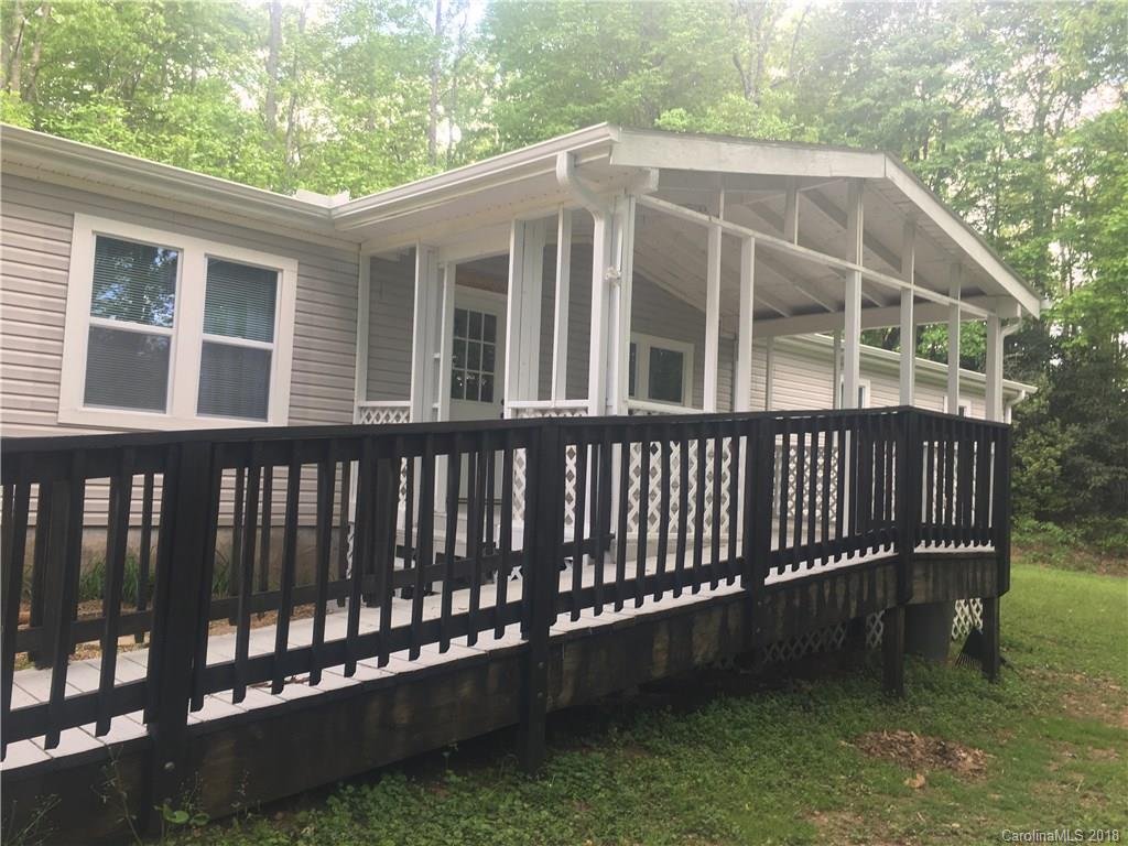 Property image 1 at 958 Turkey Pen Gap Road, Horse Shoe, NC 28742