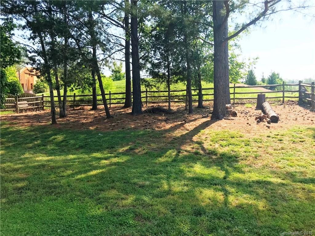 Property image 1 at 107 Vance Crescent Drive, Mooresville, NC 28117