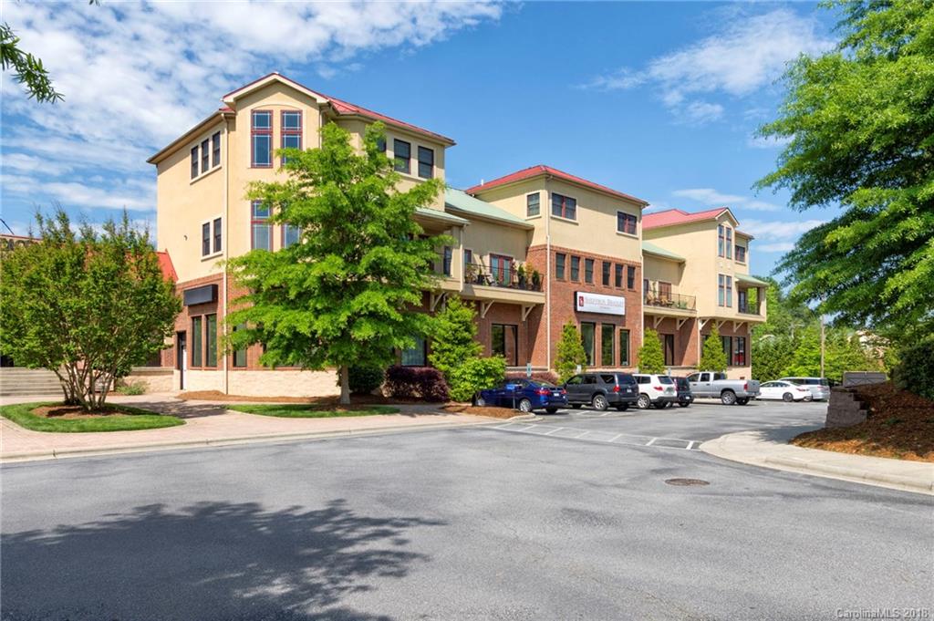 Property image 1 at 475 Church Street, Hendersonville, NC 28792