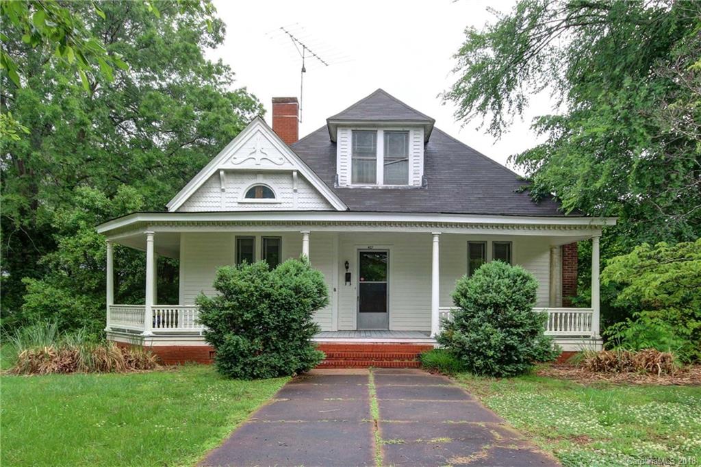 Property image 1 at 427 Davie Avenue, Statesville, NC 28677