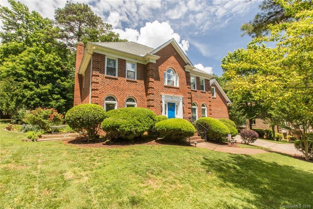 8811 Hollybrook Lane