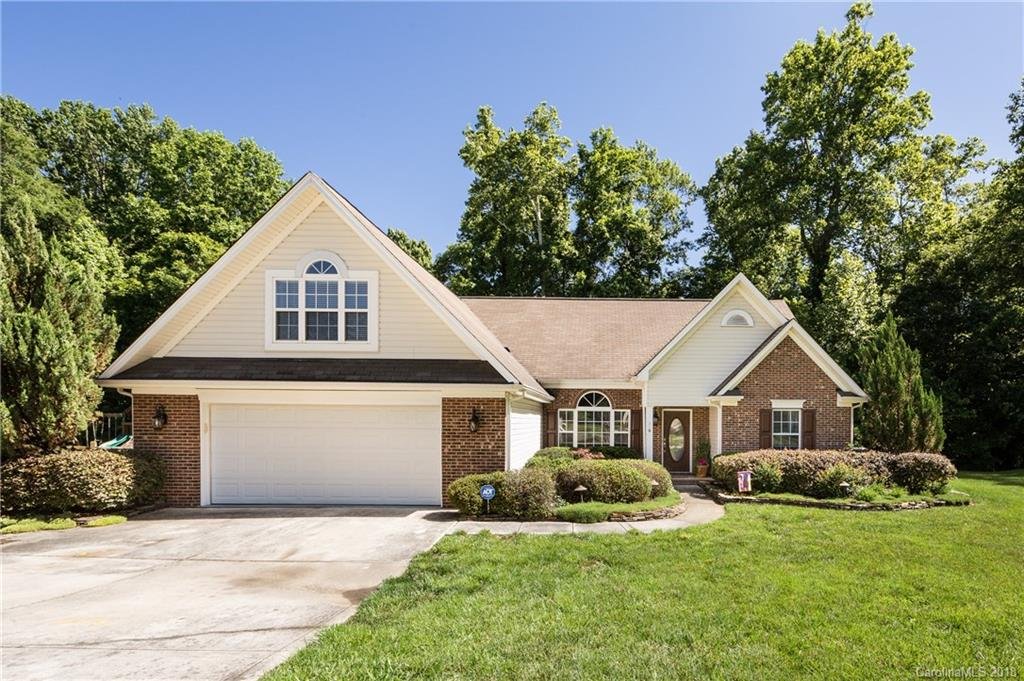 Property image 1 at 309 Woodlynn Drive, Charlotte, NC 28214