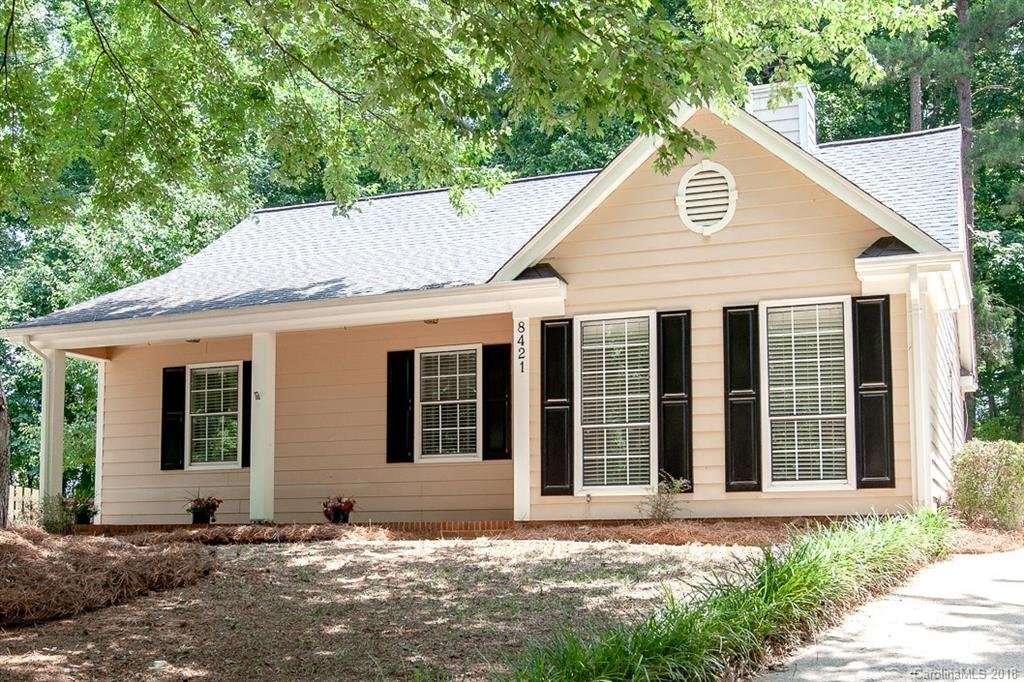 Property image 1 at 8421 Red Setter Lane, Charlotte, NC 28227