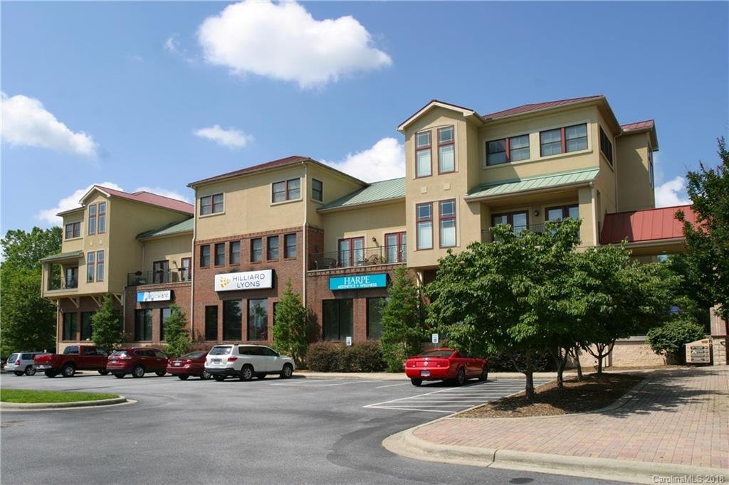 Property image 1 at 475 S Church Street, Hendersonville, NC 28792