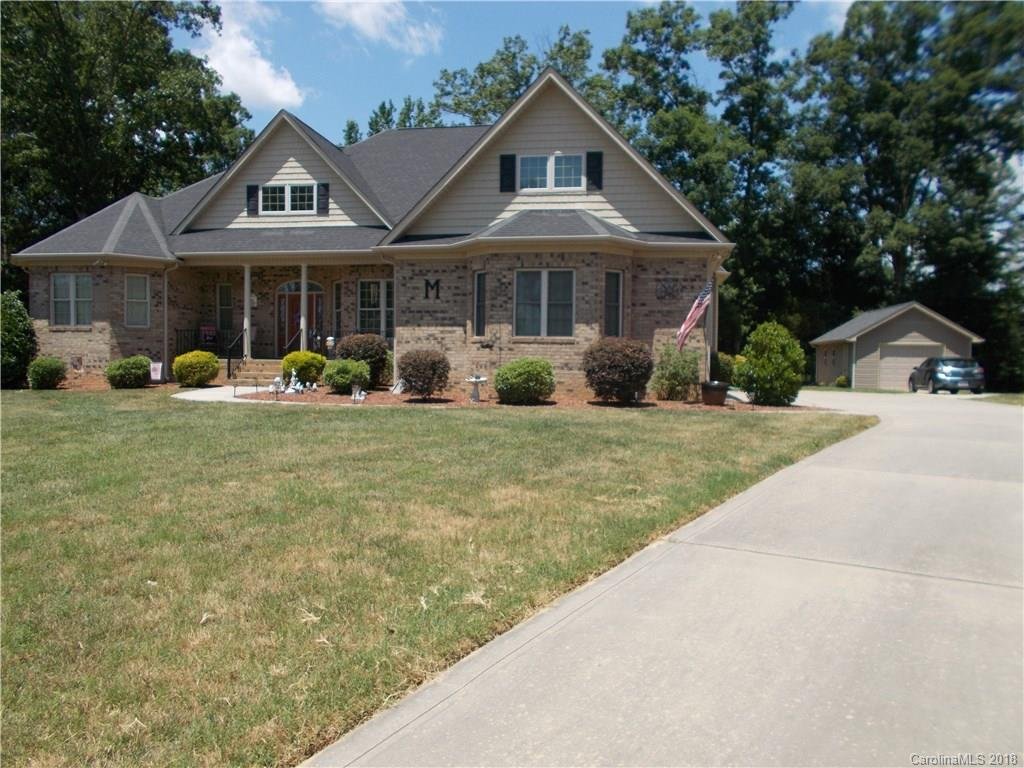 Property image 1 at 2311 Stratford Glen, Belmont, NC 28012