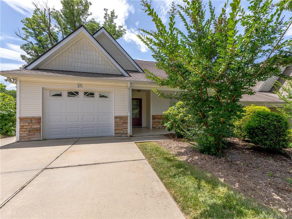 Property image 1 at 37 Honeycomb Circle, Swannanoa, NC 28778
