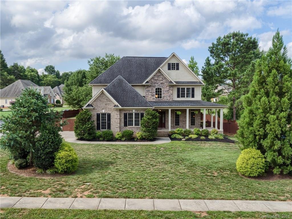 Property image 1 at 132 Coral Rutledge Drive, Mount Holly, NC 28120