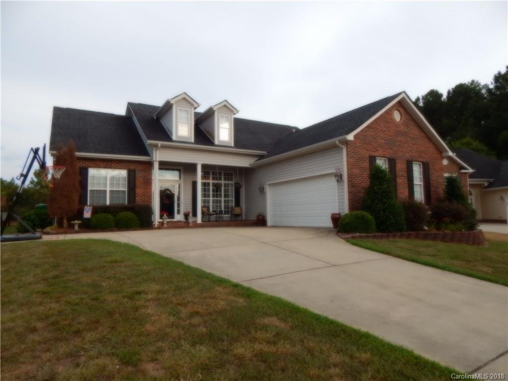 Property image 1 at 546 Scarlet Leaf Lane, Oakboro, NC 28129