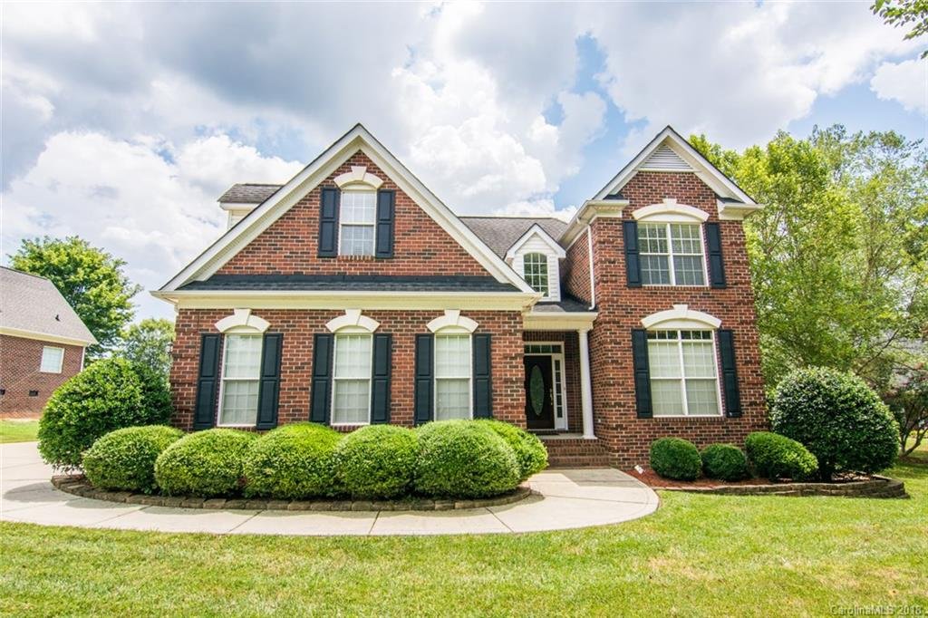 Property image 1 at 124 Eaglecrest Drive, Matthews, NC 28104