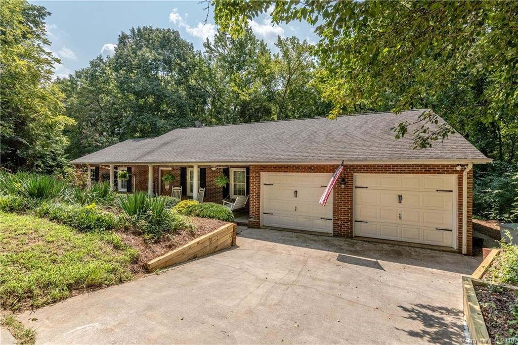 Property image 1 at 7136 Hillside Lane, Charlotte, NC 28226