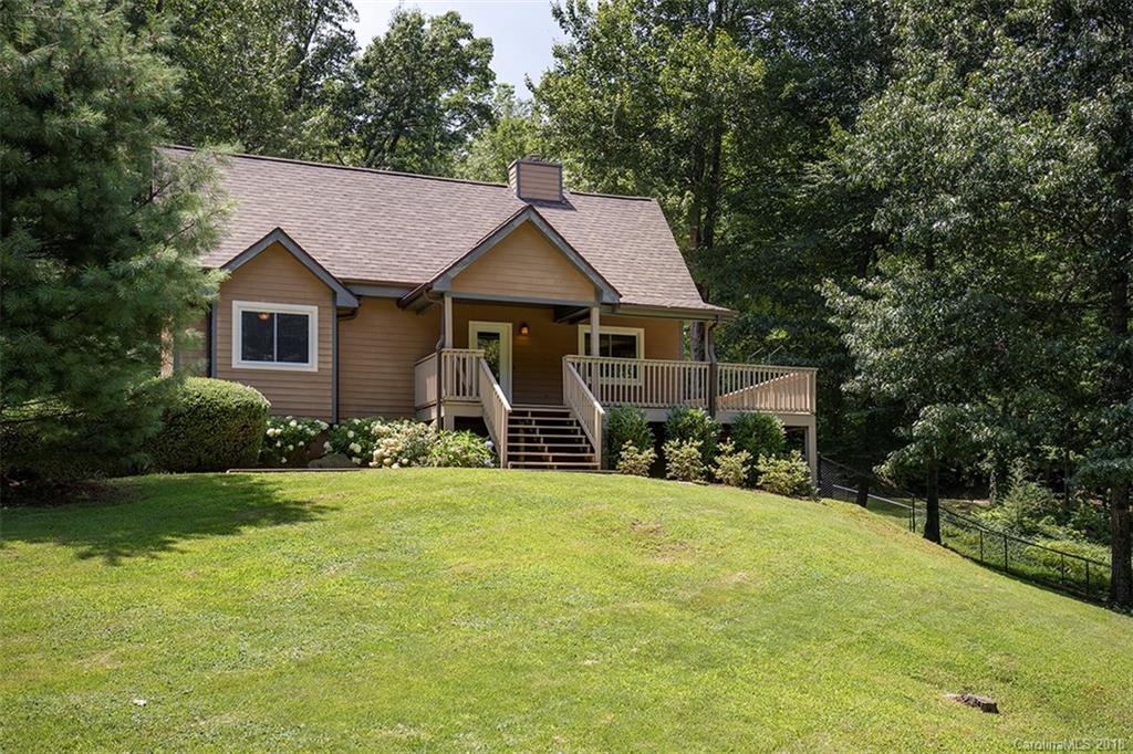 Property image 1 at 136 Viking Trail, Hendersonville, NC 28739