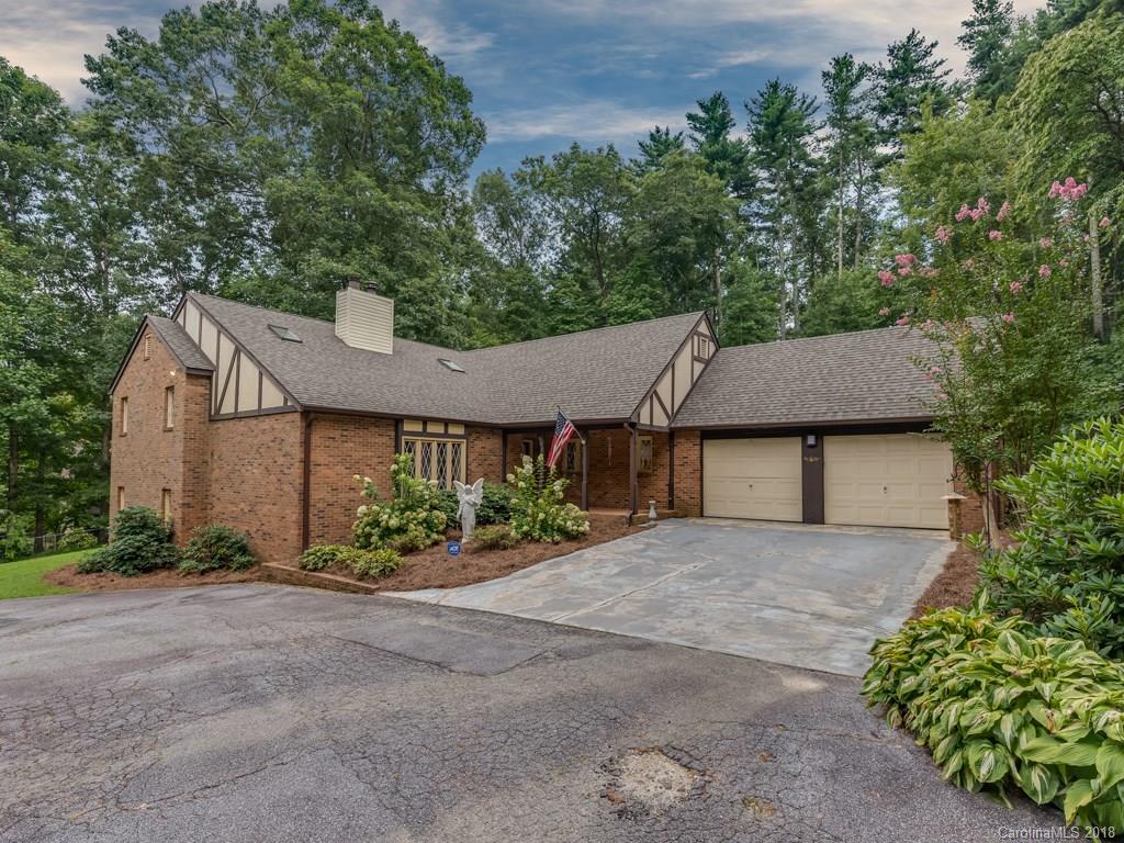 Property image 1 at 328 Winding Way Lane, Hendersonville, NC 28792