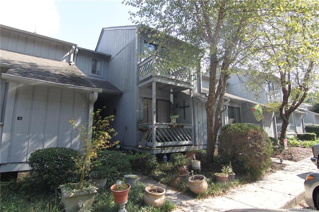 Property image 1 at 100 Willow Run Drive, Gastonia, NC 28056