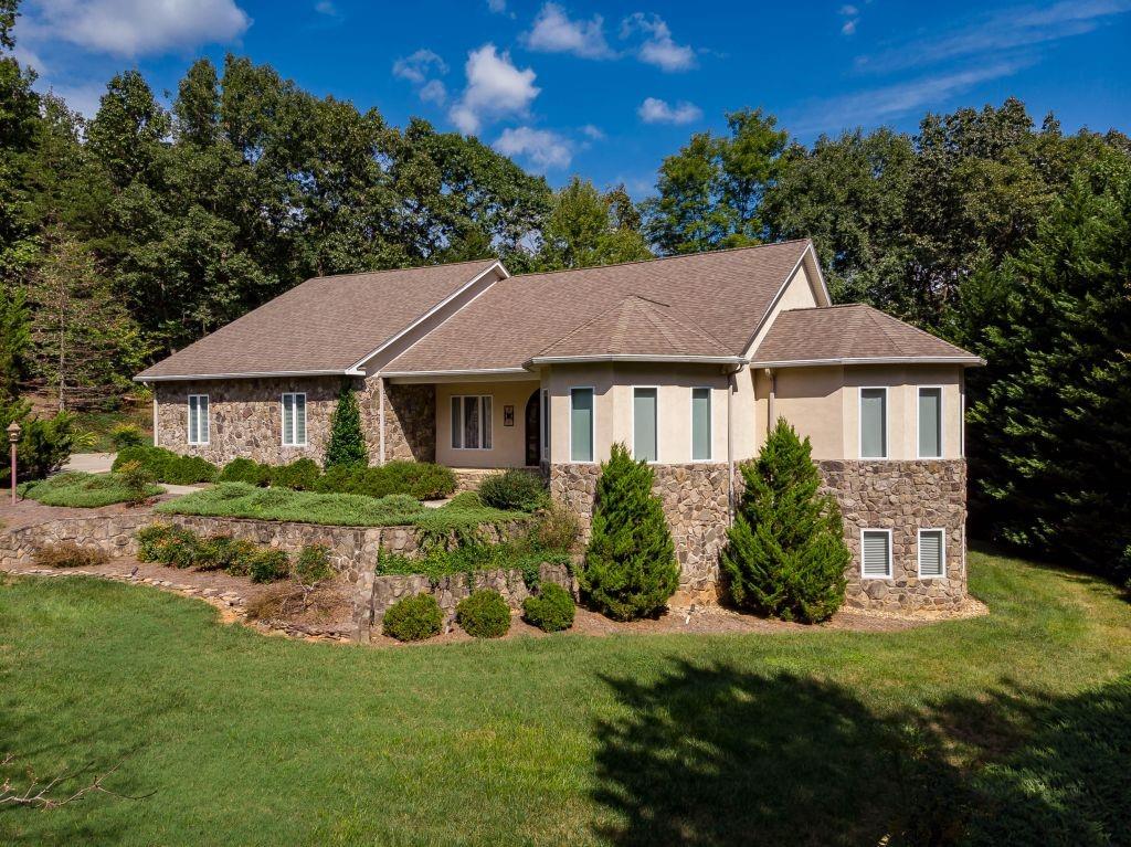 Property image 1 at 304 Oak Knoll, Hildebran, NC 28637