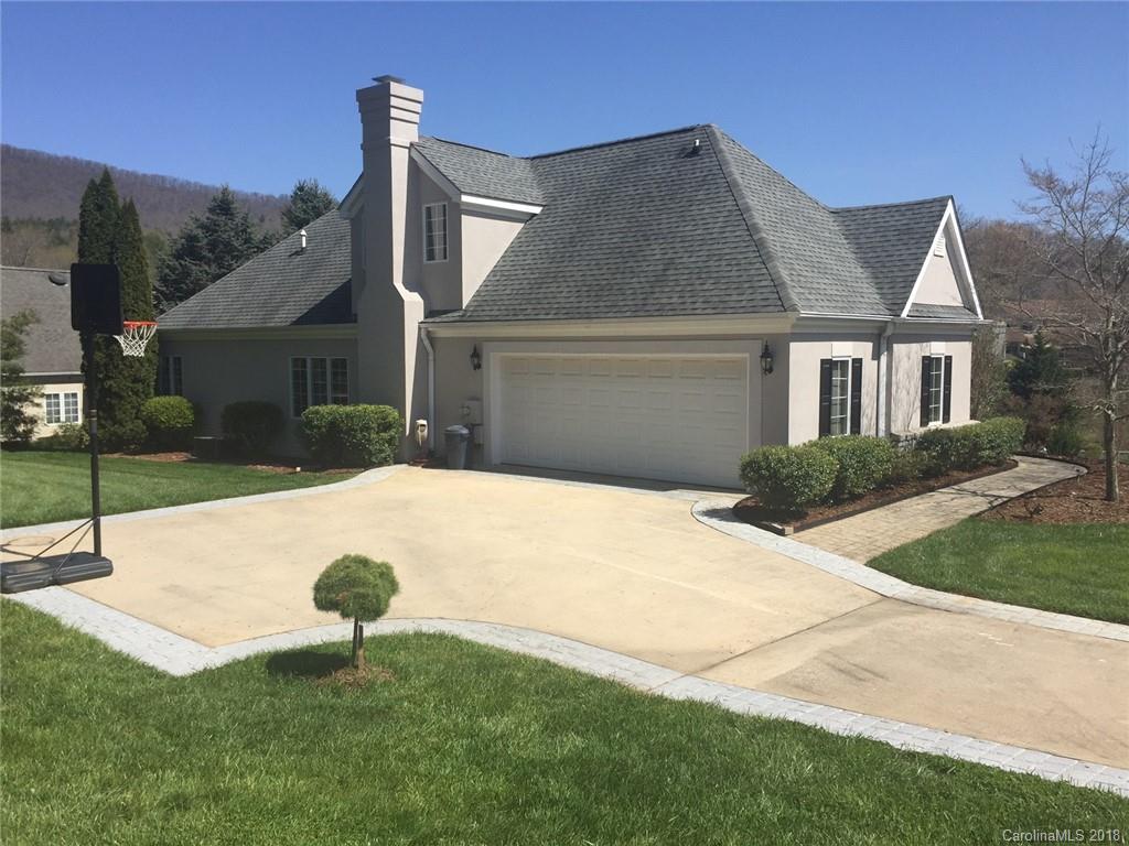 Property image 1 at 10 Tiverton Lane, Asheville, NC 28803