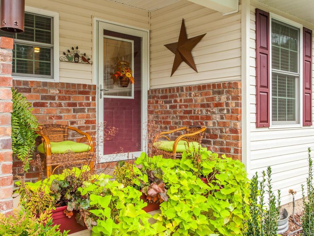 Property image 1 at 192 Allen Paul Drive, Hendersonville, NC 28791