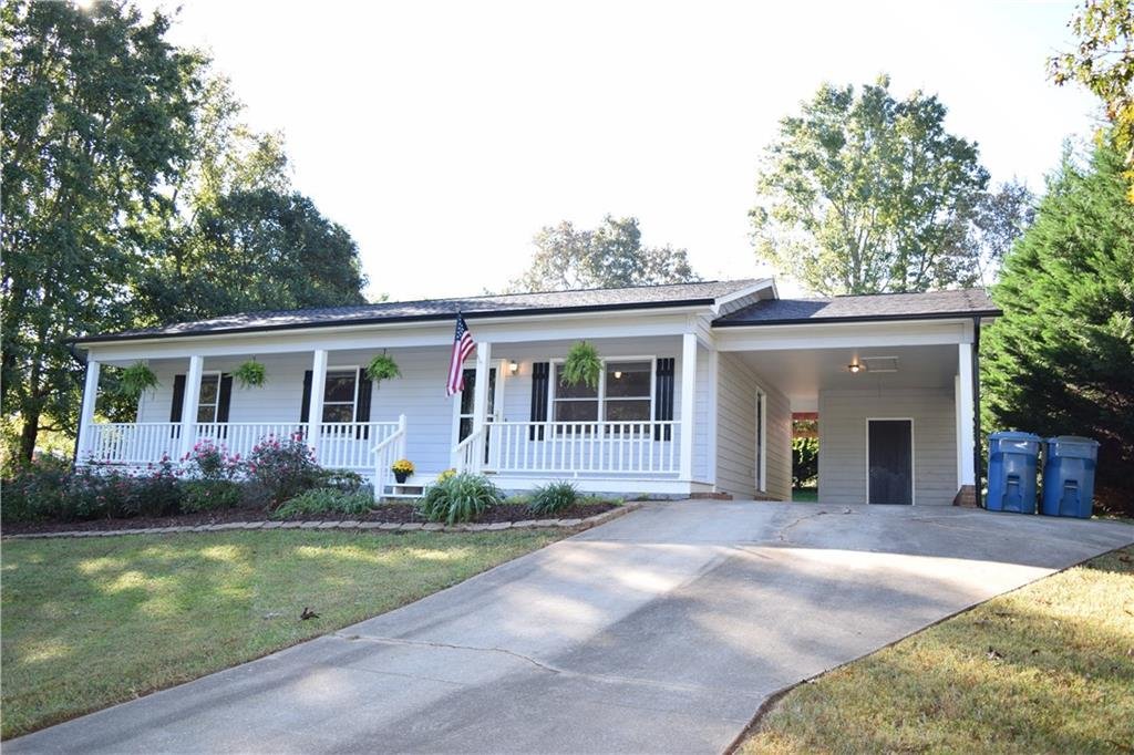 Property image 1 at 4669 Queens Road, Hickory, NC 28602