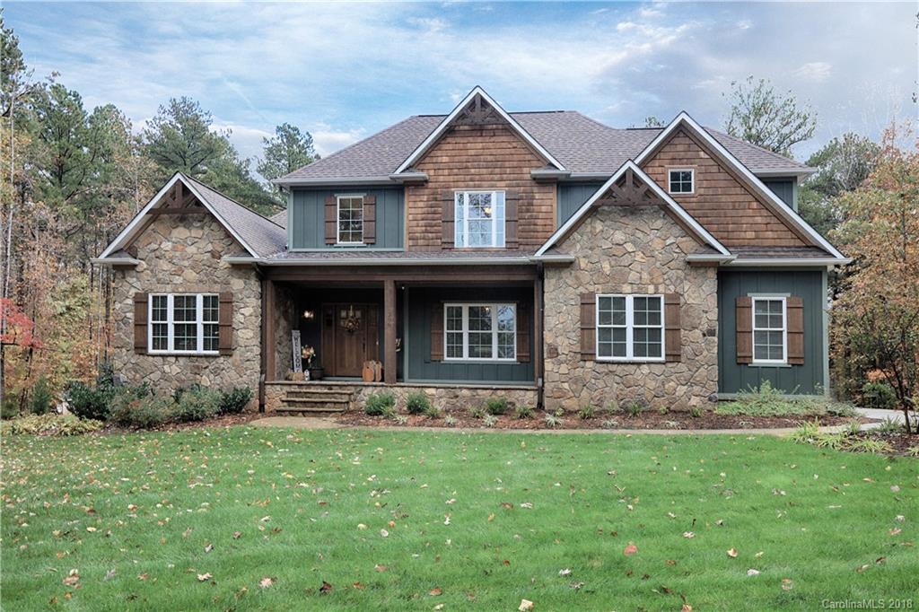 Property image 1 at 386 Riverwood Road, Mooresville, NC 28117