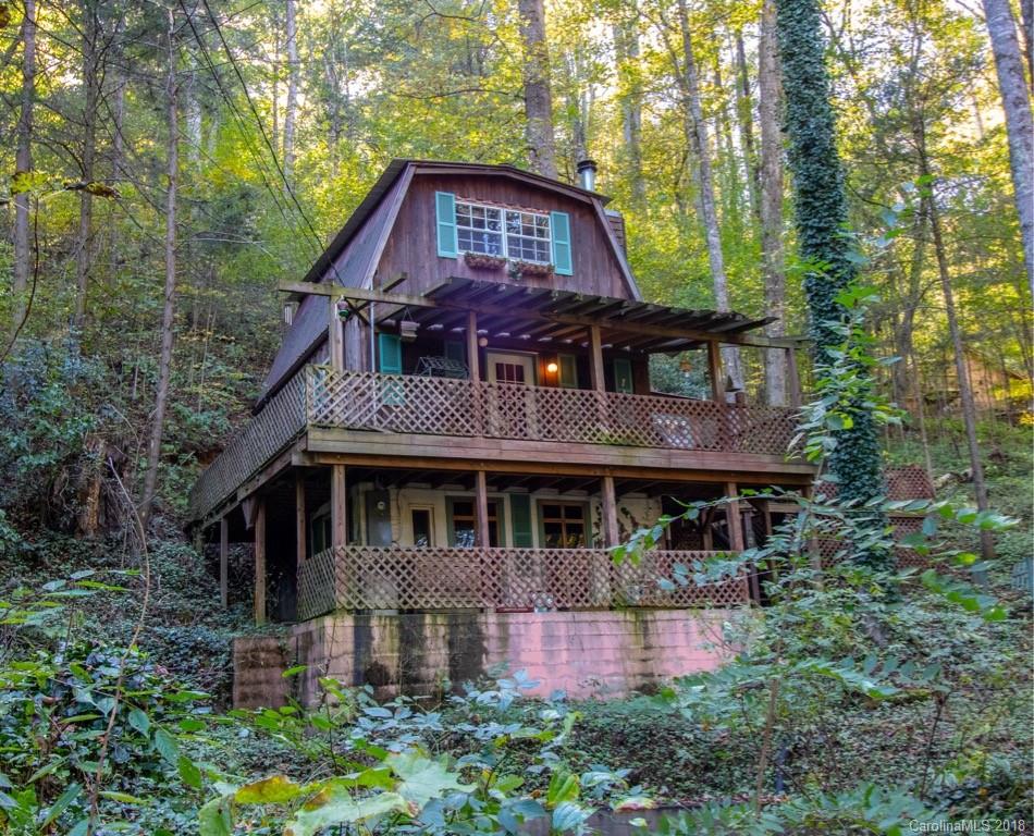 Property image 1 at 523 Spring Lake Road, Maggie Valley, NC 28751