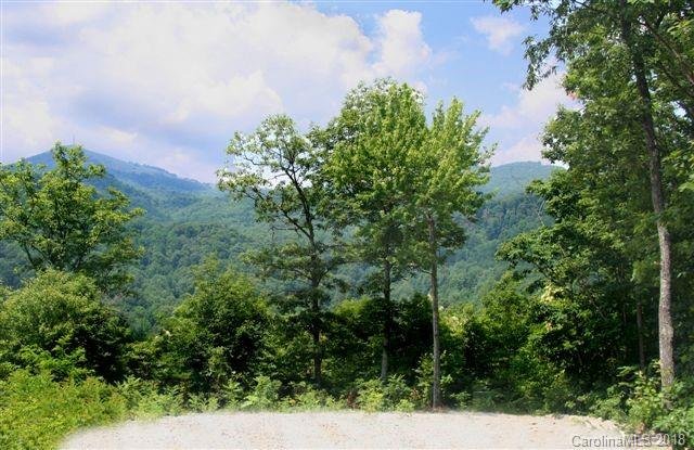 Property image 1 at 106 N Songbird Court, Hendersonville, NC 28792