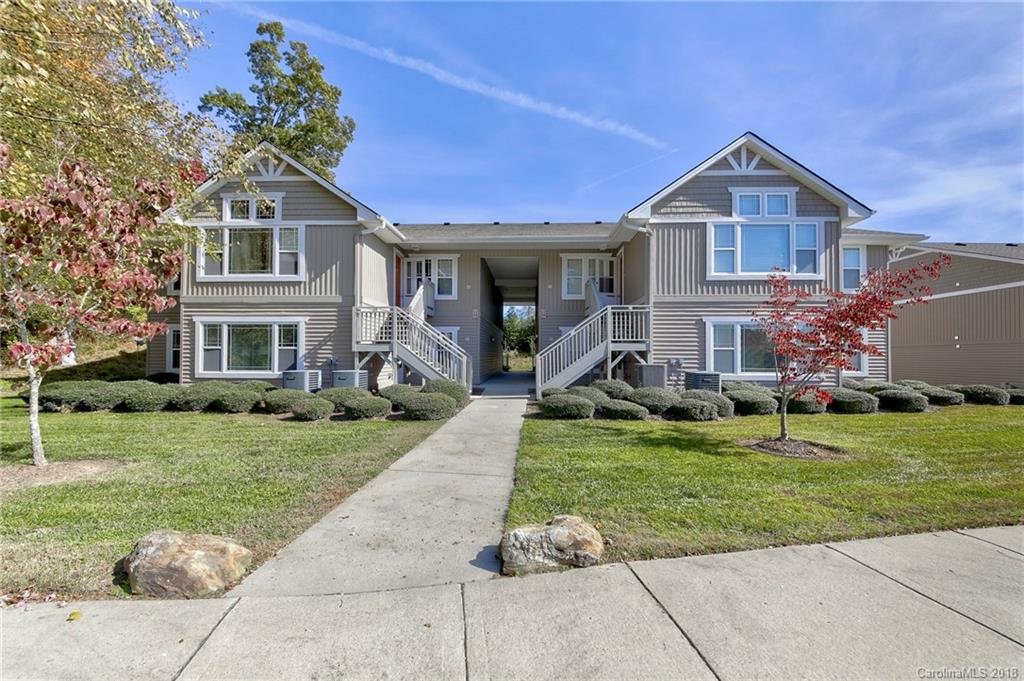 Property image 1 at 75 Morningside Lane, Hendersonville, NC 28792