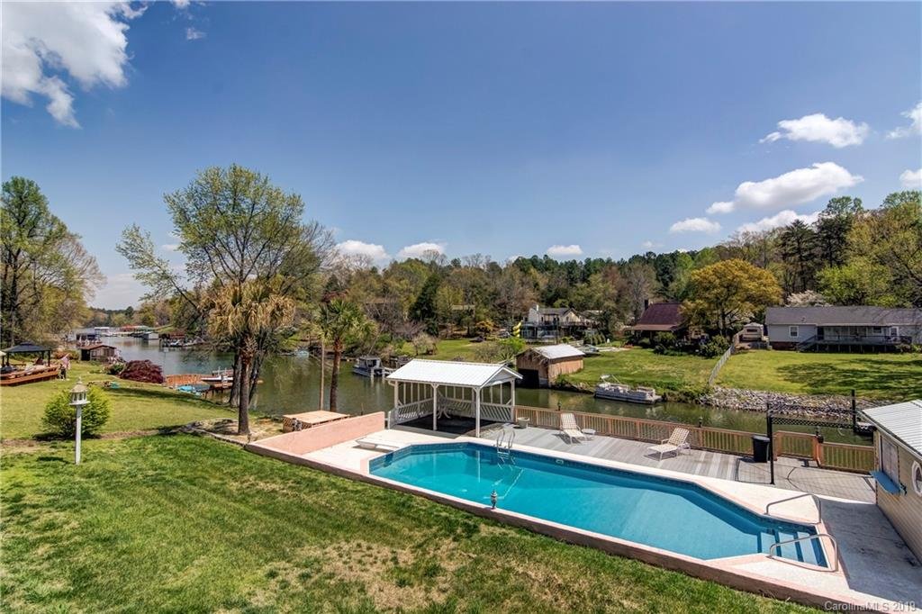 1506 Springpoint Road