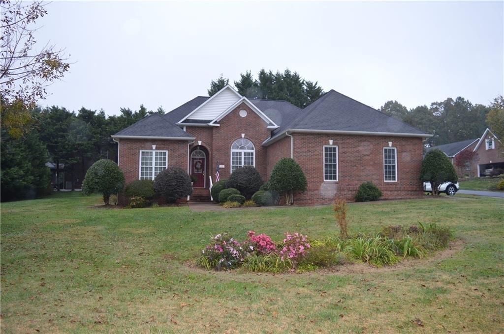 Property image 1 at 811 4th Street, Conover, NC 28613