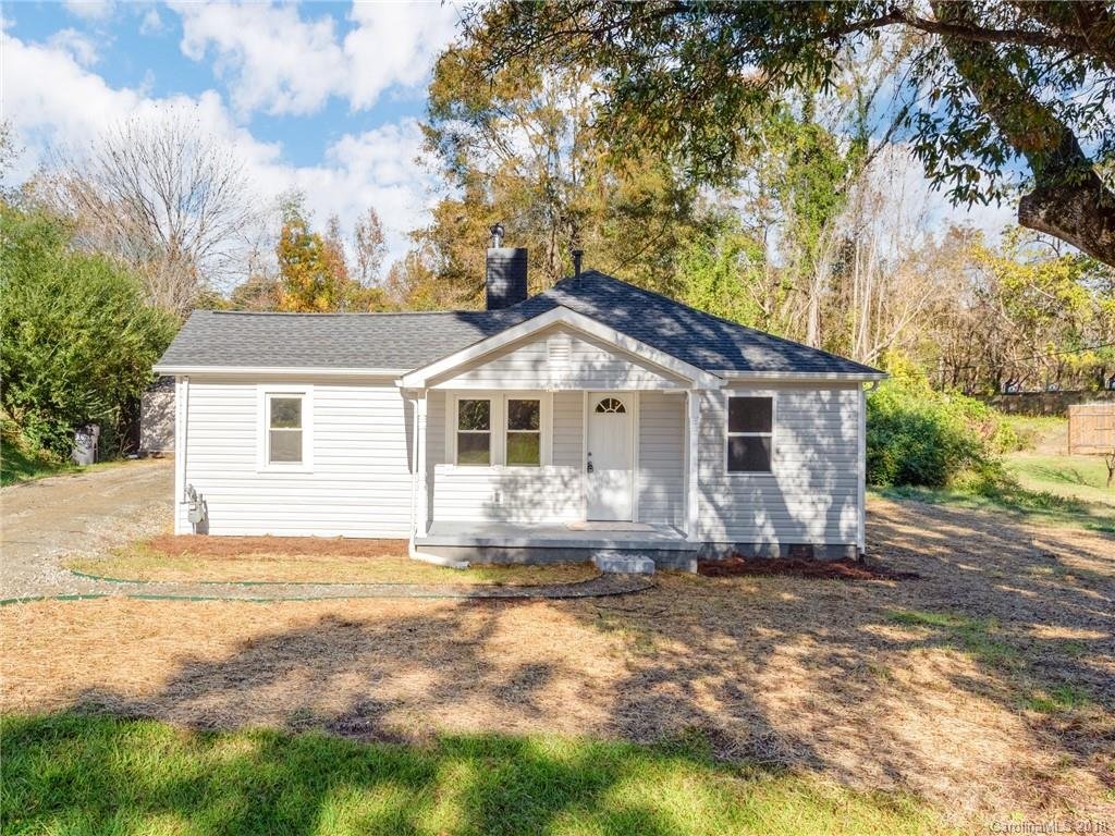 Property image 1 at 903 Morningside Road, Charlotte, NC 28214