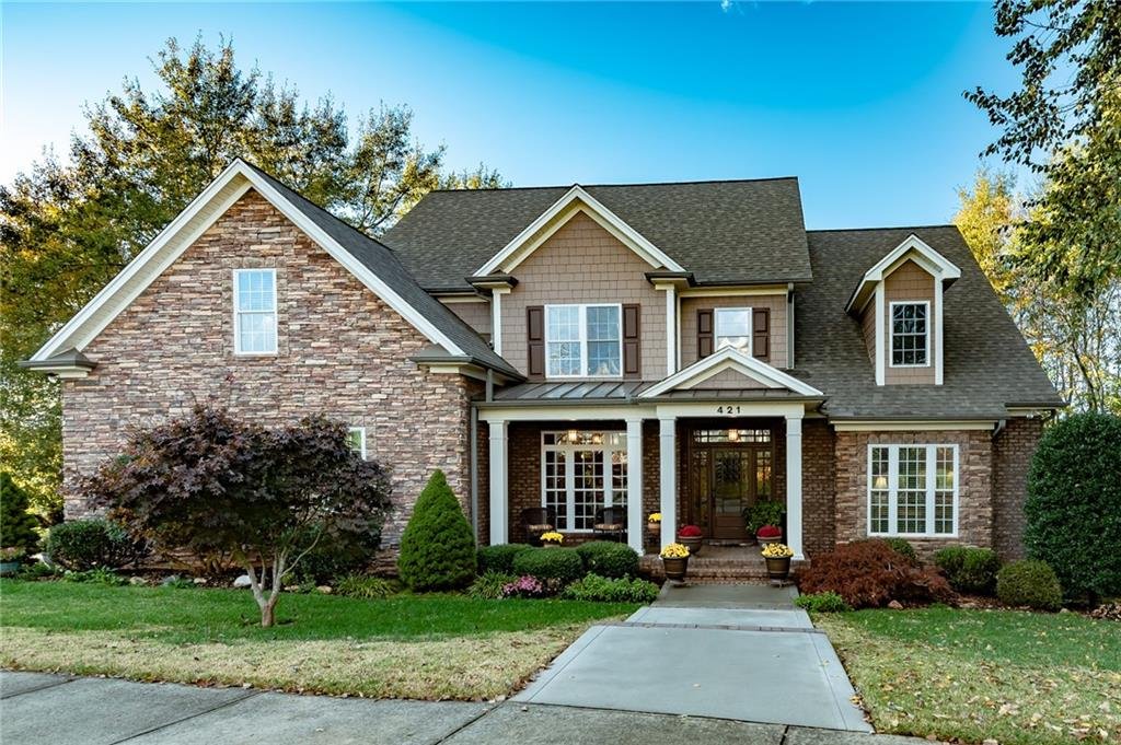 Property image 1 at 421 19th Avenue Circle, Hickory, NC 28601