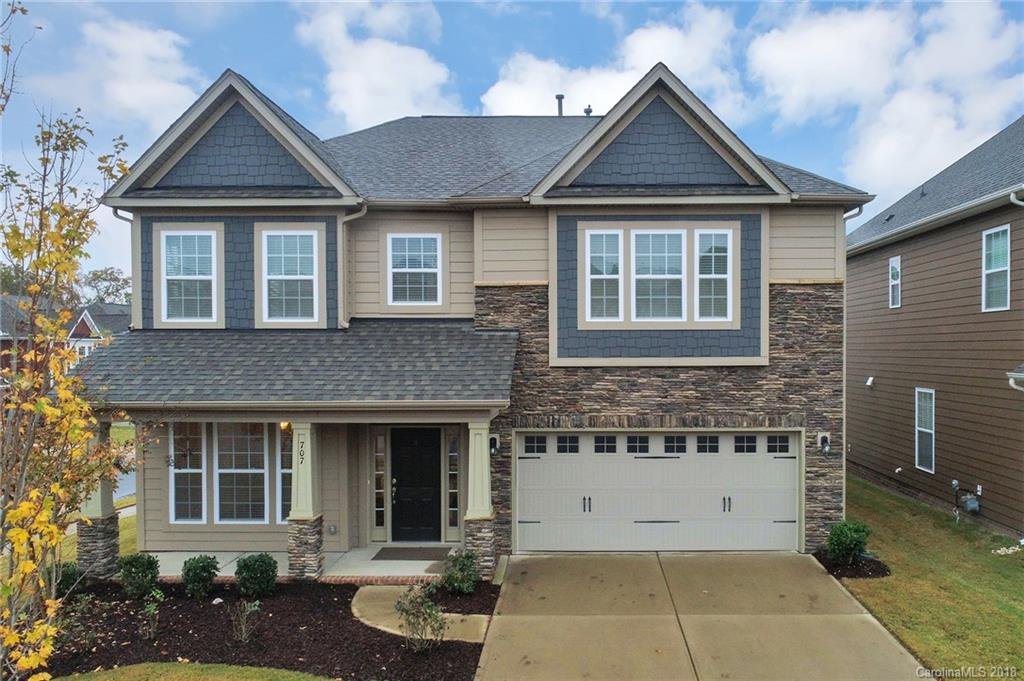 707 Falcon Ridge Court