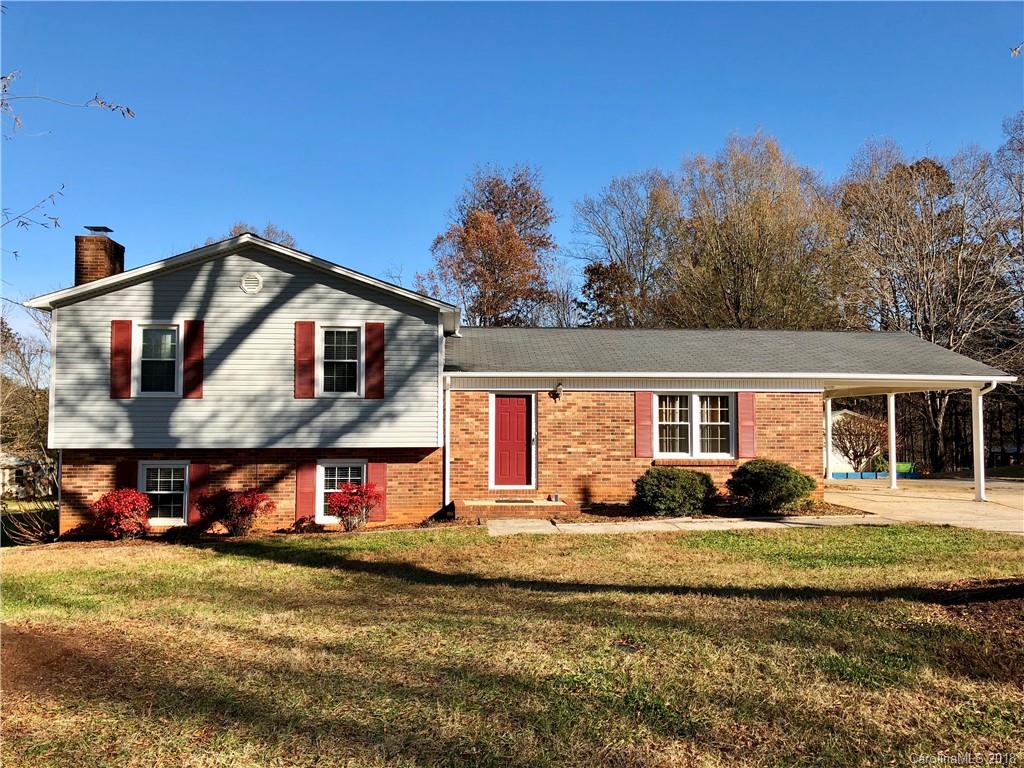 Property image 1 at 109 Little Forest Lane, Statesville, NC 28625