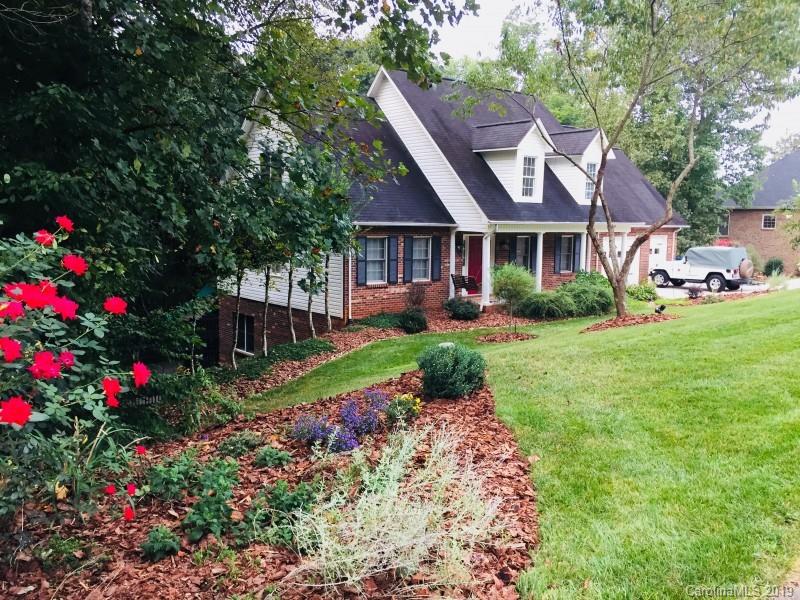 Property image 1 at 1146 Waterford Drive, Hickory, NC 28602