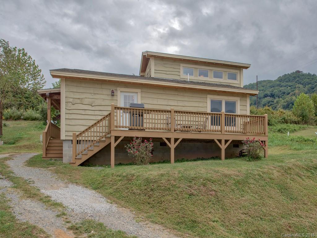 Property image 1 at 76 Carsen Loop, Waynesville, NC 28785
