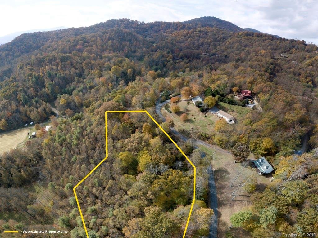 Property image 1 at 201 Point Of View Drive, Waynesville, NC 28785