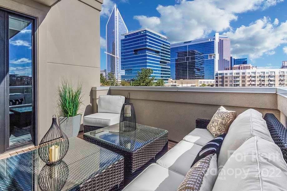 Property image 1 at 909 Camden Grandview Road, Charlotte, NC 28202