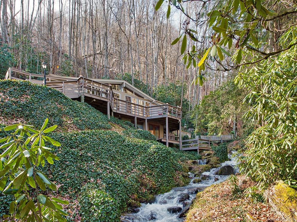 Property image 1 at 186 Wayah Zooshuga Road, Maggie Valley, NC 28751