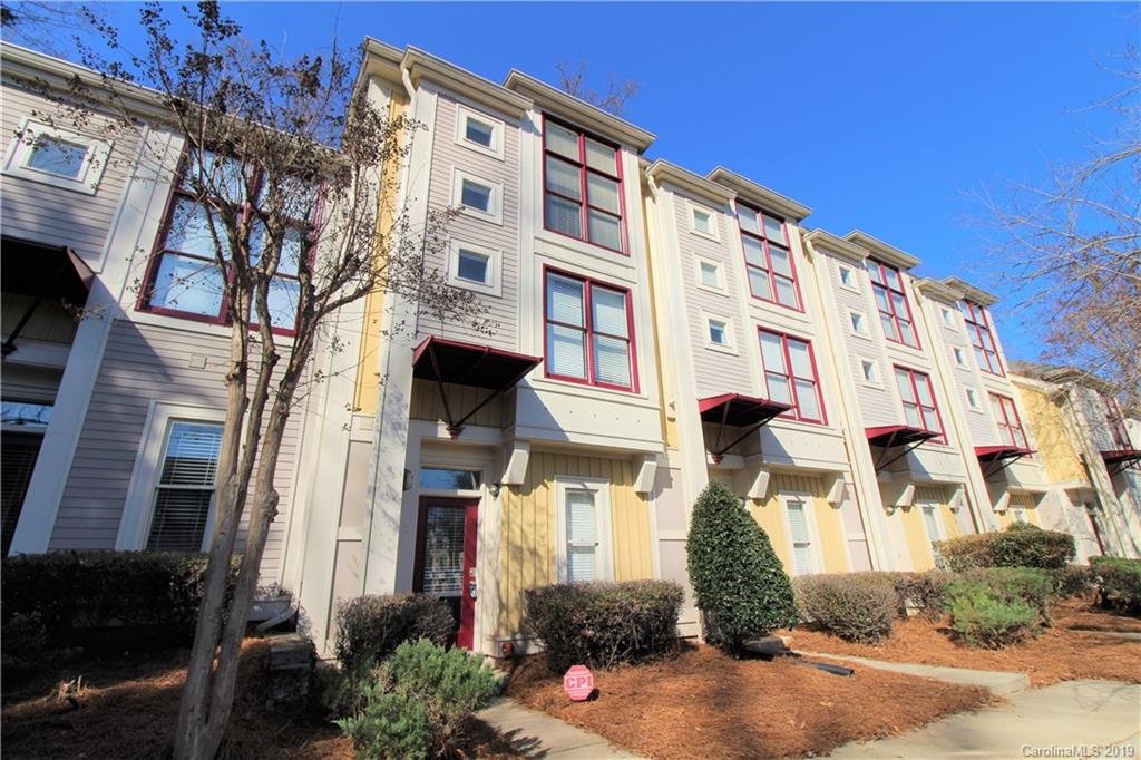 Property image 1 at 1057 Park West Drive, Charlotte, NC 28209