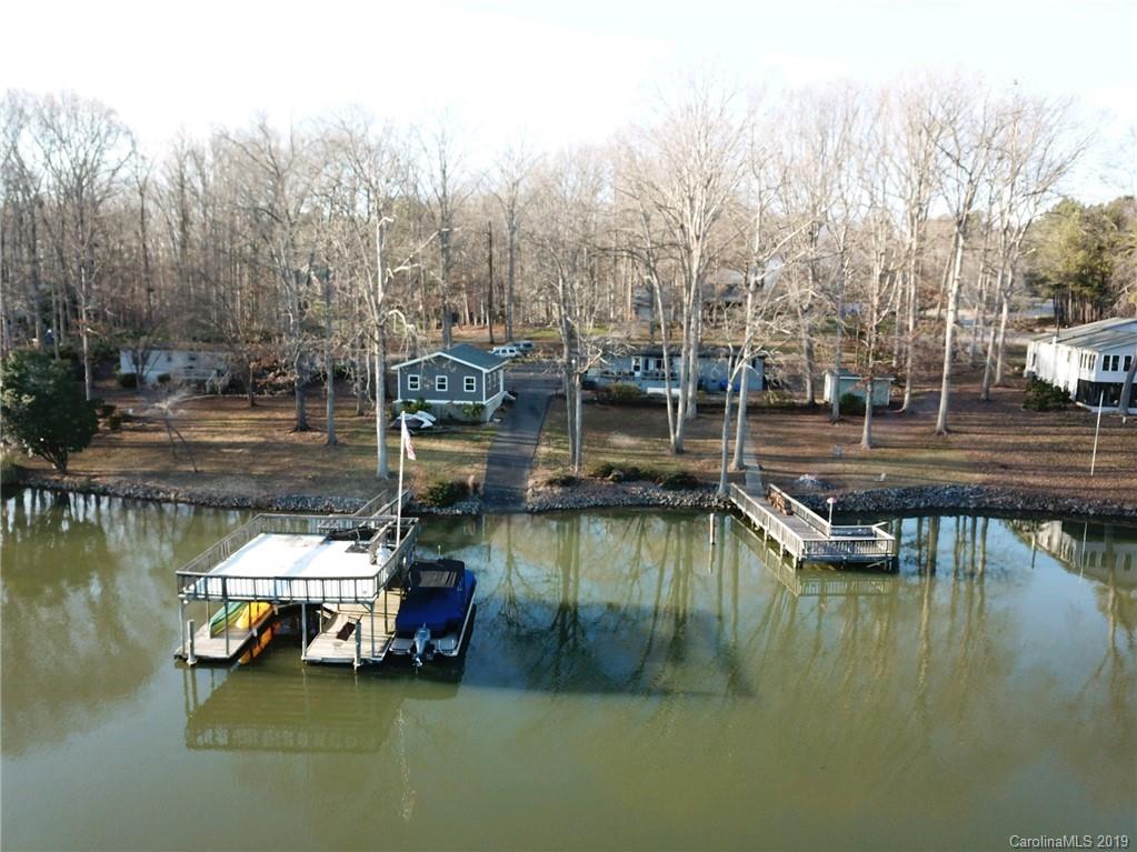 Property image 1 at 482 Greenbay Road, Mooresville, NC 28117