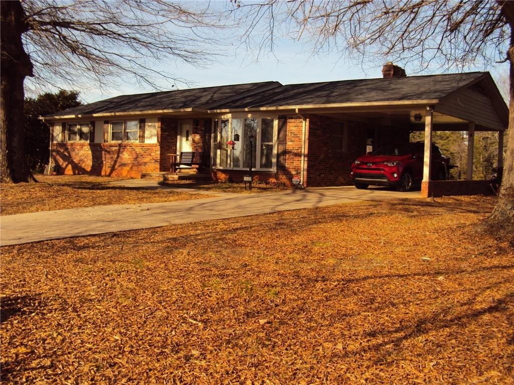 Property image 1 at 5460 Clover Street, Hickory, NC 28602