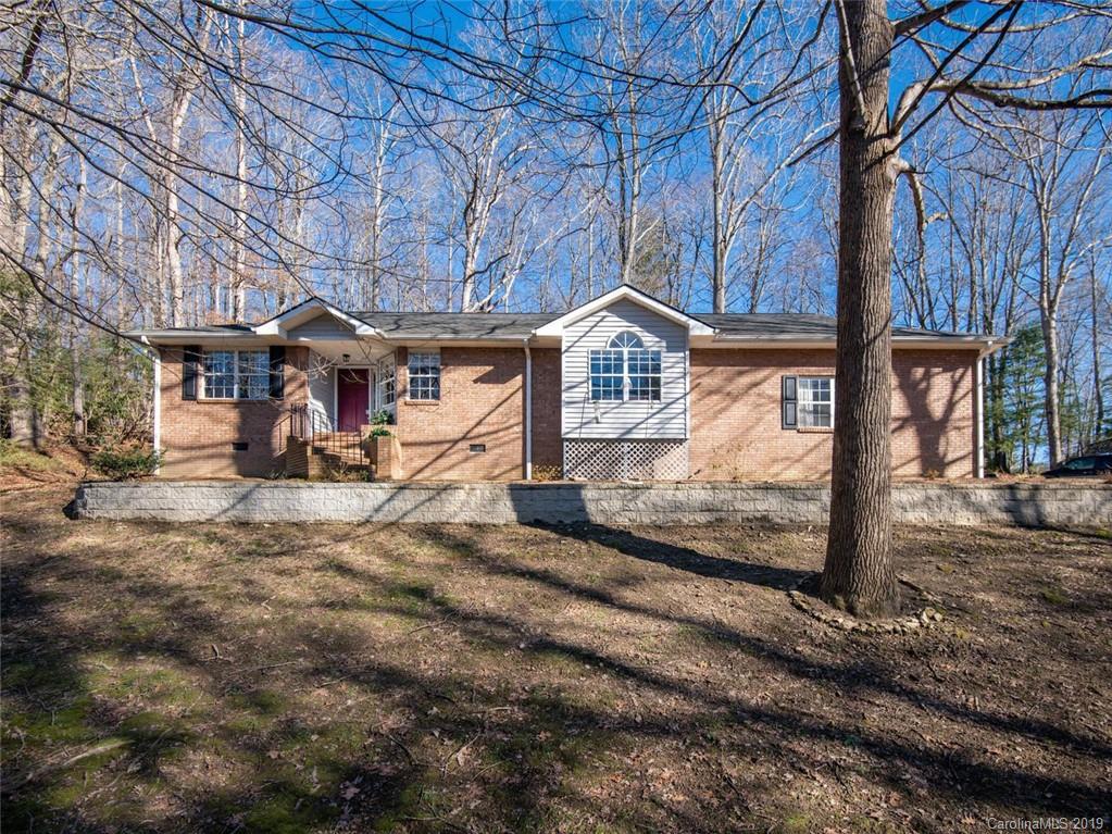 Property image 1 at 309 Derby Lane, Hendersonville, NC 28739