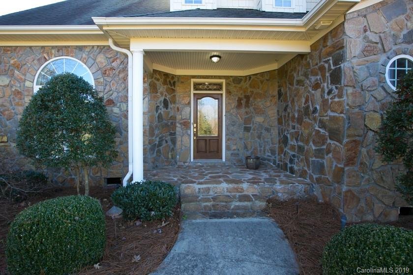 9034 Wingpoint Drive