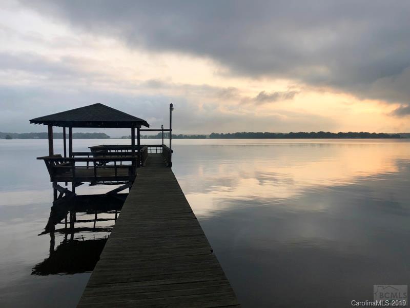 8182 Mountain Shore Dr