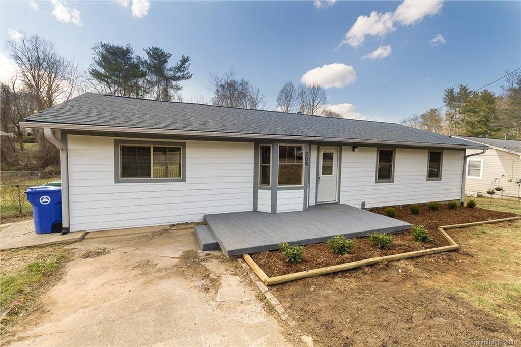 Property image 1 at 209 Caribou Road, Asheville, NC 28803