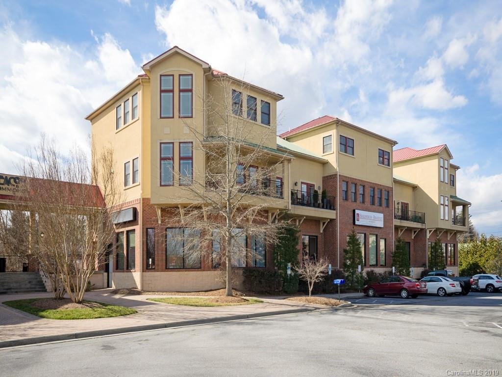 Property image 1 at 475 S Church Street, Hendersonville, NC 28792