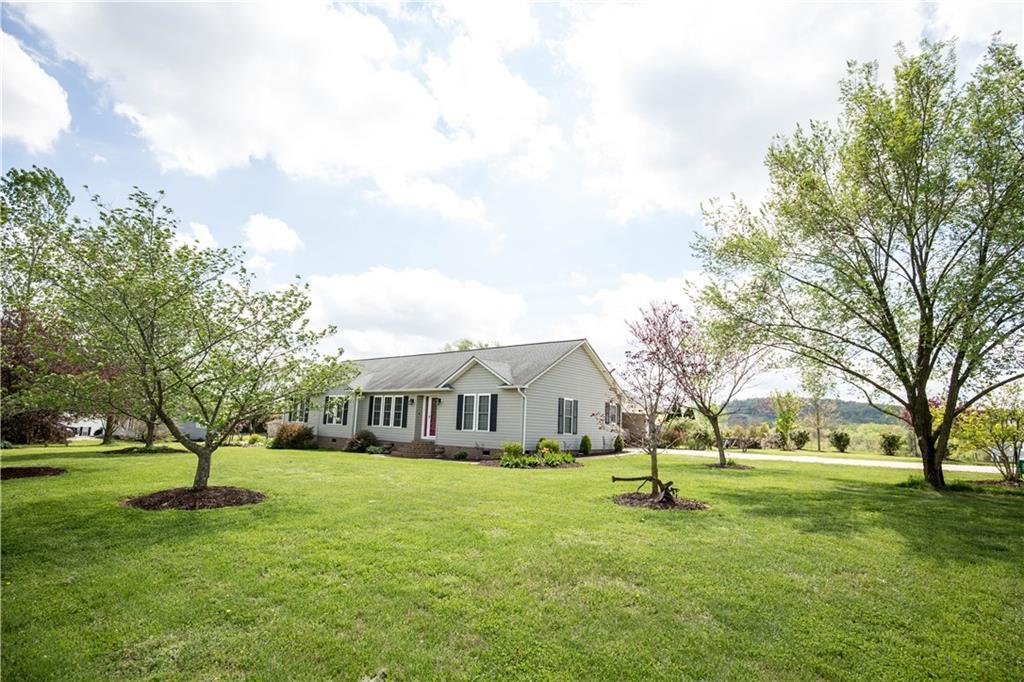 Property image 1 at 25 Brett Will Court, Taylorsville, NC 28681